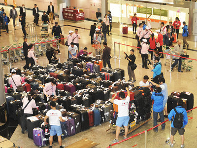 安利帝國(下)|界面新聞正午